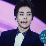 [시우민] 오늘 시우민<b>의상</b> 너무 이쁘지 않아?