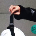 [CHEN] 오늘 종인이모자로 장난치는 <b>비글</b>이!