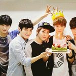 [EXO] 와.. 나 방금전에 너세상직캠보고왔는데
