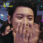 [EXO] 손등  <b>힘줄</b>?핏줄?