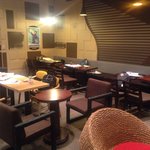 까페 <b>점령</b>하고 밥먹으러 가는 단체 손님들..