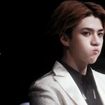 [EXO] 말하지 않아도 시작된 둘의 <b>데이트</b>