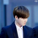[꼭댓글부탁] 엑소<b>수호</b>닮았다는데