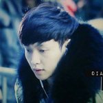 [레이] +추가) 씽이 목에 뭐 <b>한</b>건지 쏠묭해 줄래?