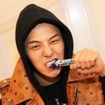 <b>협찬</b> 사진도 개성 넘치는 아이돌들