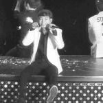 [EXO] 뒤에서 계속 엘 <b>표시</b> 해주는거