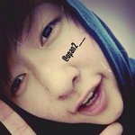[레이] 씽이 닮은 꼴이라고 웨이보에 뜬 사진인데 ㅋㅋ