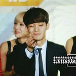 [EXO] 종대가..손가락하트날려...