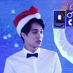 [카이] <b>산타</b>모자 쓴 카이 뷰_뷰 ( 사진 꽉꽉 추가) 