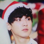 [EXO] 근데 라이브를 립싱크라 말하는 건 <b>칭찬</b>아니야?