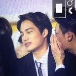 [EXO] 타오가 종인이에게 치댈때. <b>jpg</b>