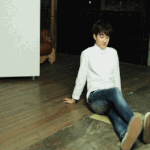 [도경수] 경수보고 힐링해 시즌그리팅 잘생김이넘치는 경수ㅋㅋ