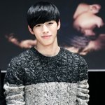 남자아이돌 다정한 <b>눈웃음</b> 모음
