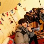 [EXO] 수학<b>여행</b>가서 친구들이랑 셀카봉으로 사진찍음