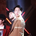 가요대전에서 코트입은 <b>바비</b>