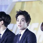 [EXO] 시발얘들아조언좀ㅁ
