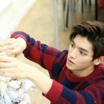 [태용왕자] 나지금<b>크리스마스</b>선물받은것같애ㅠㅠㅠㅠ