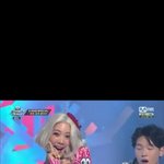 [EXO] 얜 왜 지 흑역사를 <b>만</b><b>듬</b>?