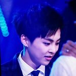 [EXO] 민석이 <b>이사진</b> 대박 ㅋㅋ