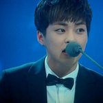 [시우민] <b>민석</b>이 눈빛봐..꿀 떨어지잖아ㅠㅠ