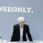 [우이판] 판이 <b>백발</b> 진짜 심쿵ㅠㅠ