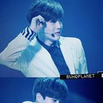 [EXO] 40만원은 약과지 내친구는 <b>한쪽</b>에 100만원