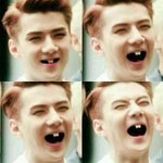 [EXO] <b>핸드폰</b>게임좀 추천해주라ㅎ
