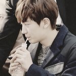 [EXO] <b>박찬열</b> 손크기 알고싶지?
