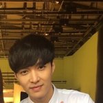 [레이] 또 와이셔츠 입고 날 셀레게하넹..씽아!