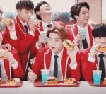 [EXO] 뜬금인데 이런 <b>자잘</b>한 사건들터지면 애들
