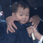 [EXO] 팬들계속시끄럽게하면 <b>퇴장</b>시킨다니까 종대가