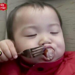 [EXO] 팔도비빔면먹을까 <b>신라면</b> 끓여먹을까 왕뚜껑먹을까??