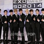 [EXO] <b>레이</b>는 확실히 딴애들에 비해 얼굴이 커