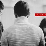 [백현] 백현이 <b>등짝</b>보고 천국가라