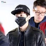 [시우민] 시우민 이 사진 진짜 2D스러워..