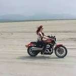 [추억파리여] 어느 겁없는 여가수의 <b>sns</b>