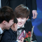 [EXO] 머리 곱슬인거