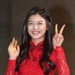 김유정vs<b>신민아</b>  누가더 이뻐요?