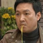 [EXO] 미친내얼굴에 고데기떨어짐