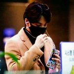 [카이] 니니 <b>핸드폰</b>ㅋㅋㅋㅋㅋㅋㅋㅋㅋㅋㅋㅋㅋ