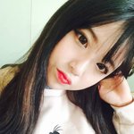 얼짱 김승희 언니가 입은 맨투맨 뭐예요??? <b>개이</b>뻐ㅠ