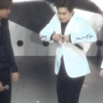 [EXO] 애기야 재기차해도되???