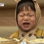 [EXO] 옷사고 군것질하고 화장품<b>살돈</b> 조금씩만아껴서