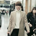 [백현] 공항에서화보찍는백현이