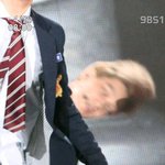 [EXO] 종인이 <b>공연</b>중에 쓰러졌데...!
