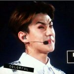 [EXO] 애창곡을 <b>부르고</b>있는데 잘나가는애가 