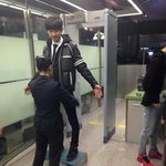 [EXO] 너네 공항 <b>직원</b>인데 박찬열이 