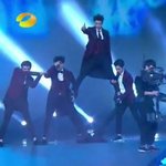 [EXO] 이 사진 민석이 성격보여..ㅋㅋㅋ