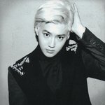 [EXO] 이정도 <b>비주얼</b>인데