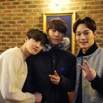 [EXO] 탈색하고있당